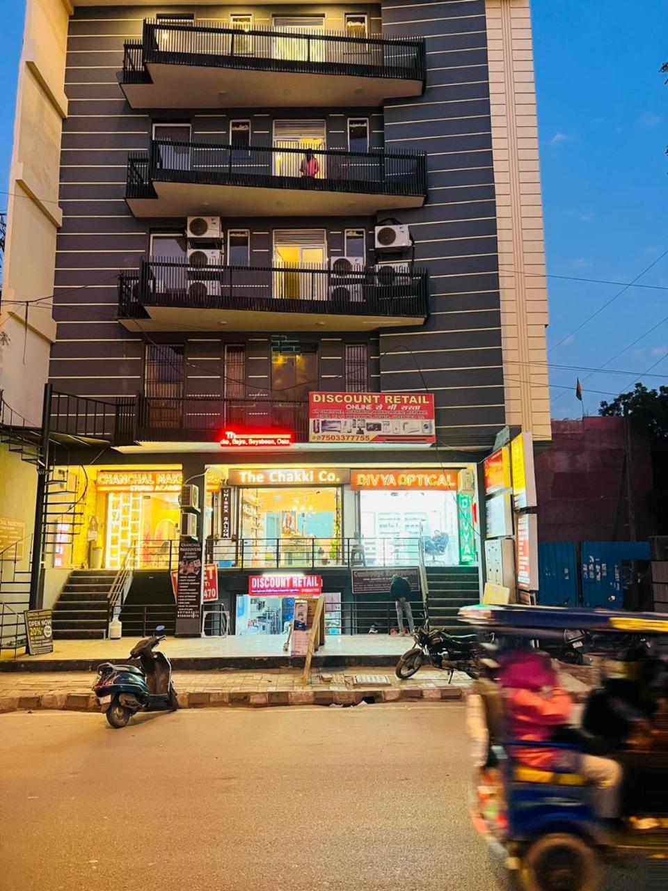 Hotel Riverb Neu-Delhi Exterior foto