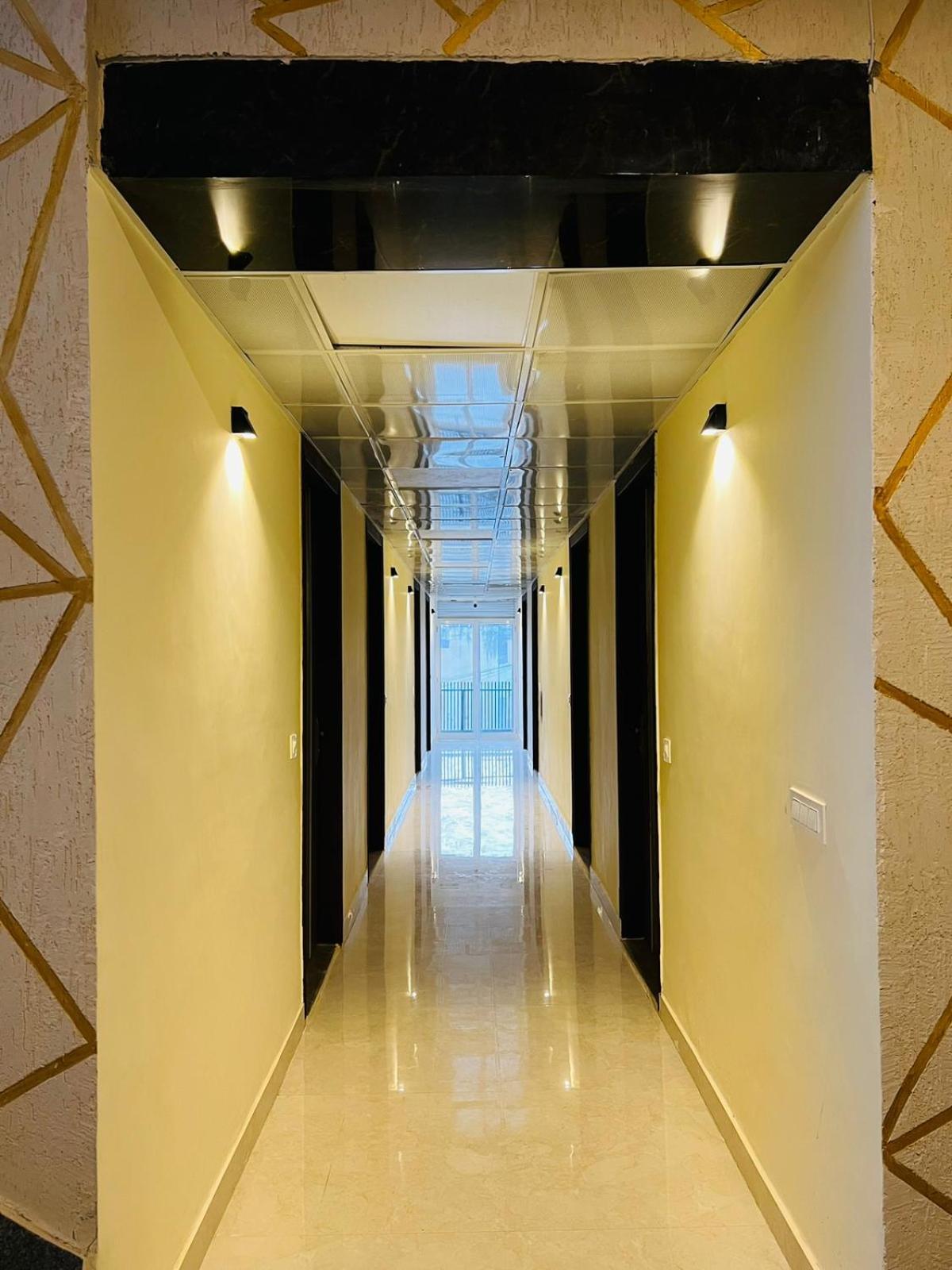 Hotel Riverb Neu-Delhi Exterior foto